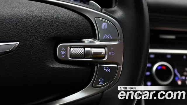 Genesis GV80 — Фото автомобиля 12