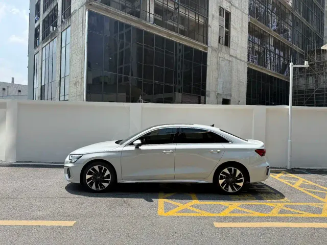 Audi A3 — Фото автомобиля 3
