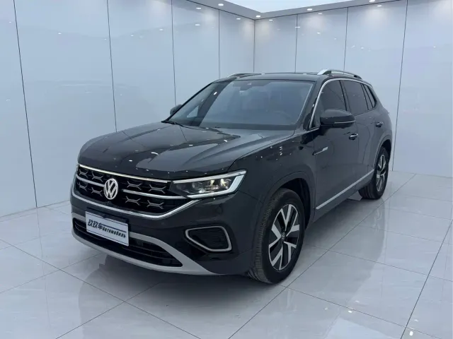 Фотография автомобиля — Volkswagen Tayron