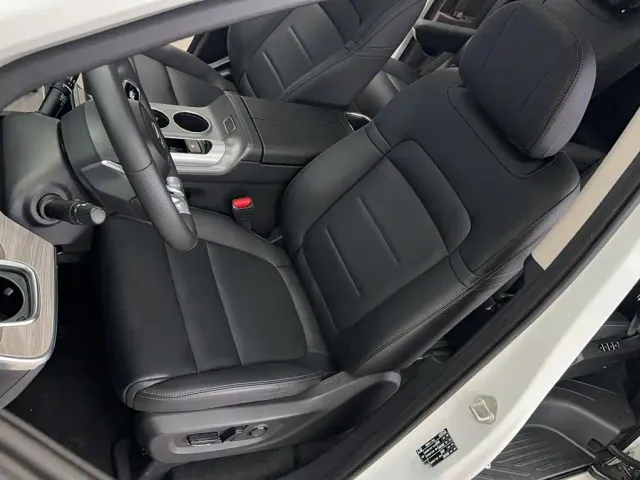 GAC Trumpchi E8 — Фото автомобиля 10