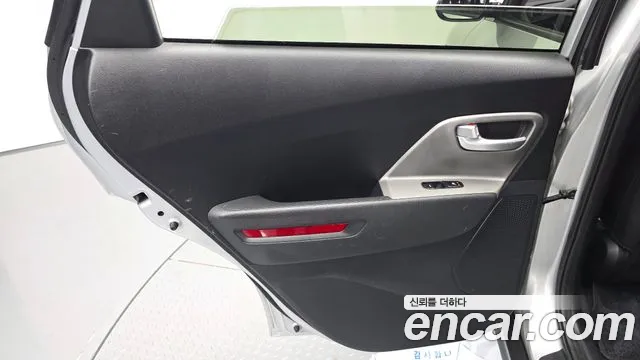 Kia Niro Niro Plus Air — Фото автомобиля 25