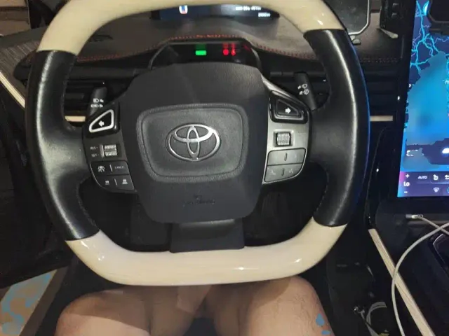 Toyota bZ3 — Фото автомобиля 11
