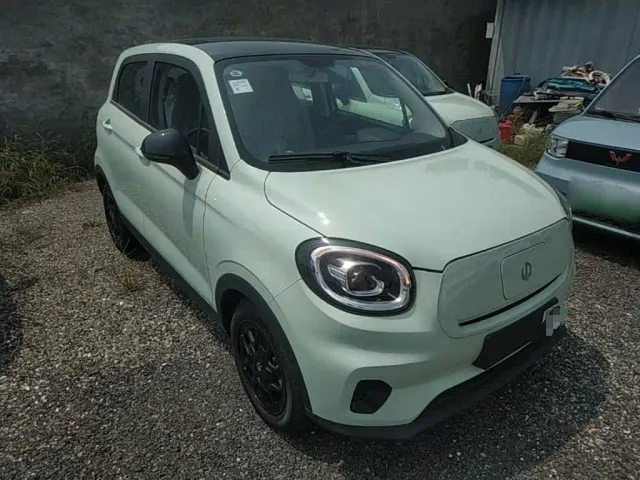Leapmotor T03 — Фото автомобиля 3