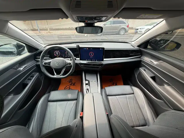 Volkswagen Passat 2025 Pro 380TSI Starlight Dragon Glory Edition — Фото автомобиля 4