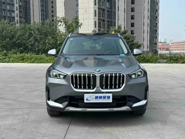 BMW X1 — Фото автомобиля 2