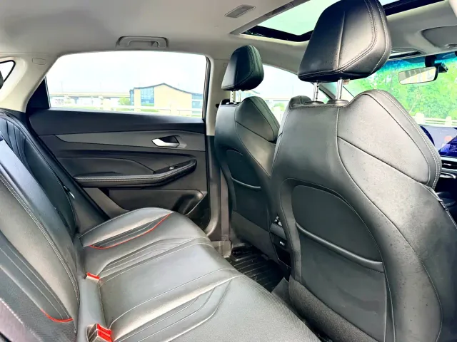 Geely Binrui — Фото автомобиля 13