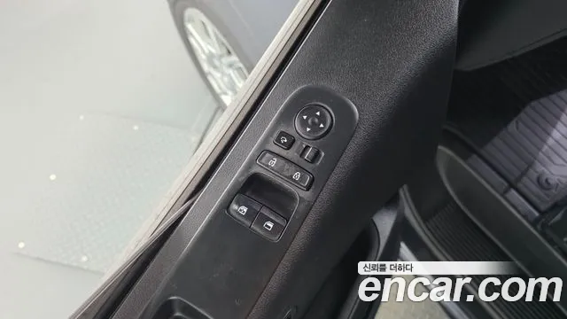 Hyundai Staria — Фото автомобиля 24