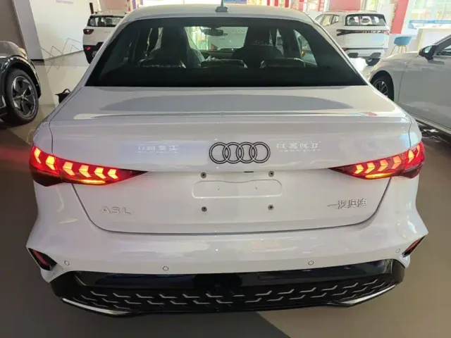 Audi A3 — Фото автомобиля 5