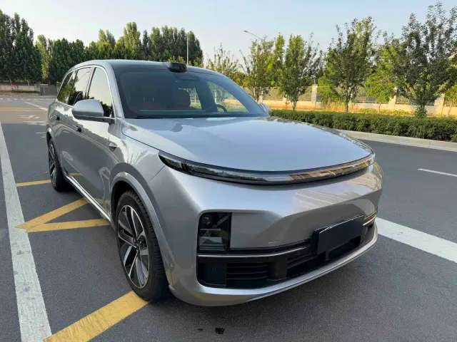 Li Auto L9 — Фото автомобиля 3