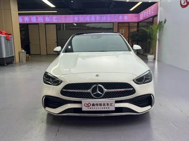 Mercedes-Benz C-Class — Фото автомобиля 3