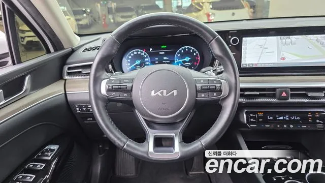 Kia K5 Generation 3 — Фото автомобиля 13