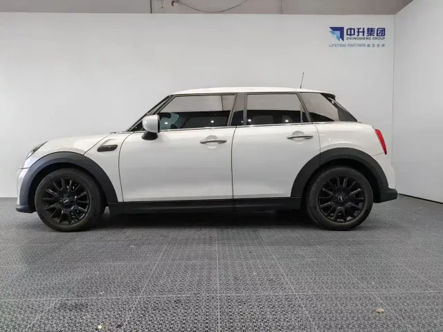 MINI Hatch — Фото автомобиля 3