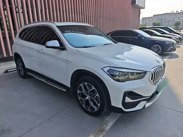 BMW X1 — Фото автомобиля 3