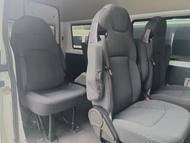 Jiangling JMC Fushun 2022 2.0T Manual Multi-purpose Passenger Vehicle Medium Wheelbase Medium-high Roof 6-7 seater — Фото автомобиля 5