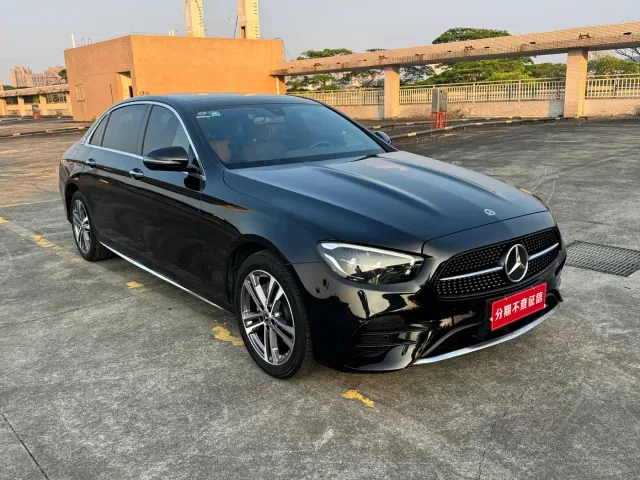 Mercedes-Benz E-Class — Фото автомобиля 9
