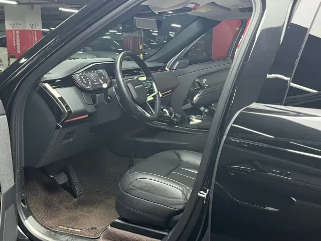 Land Rover Range Rover Sport — Фото автомобиля 14