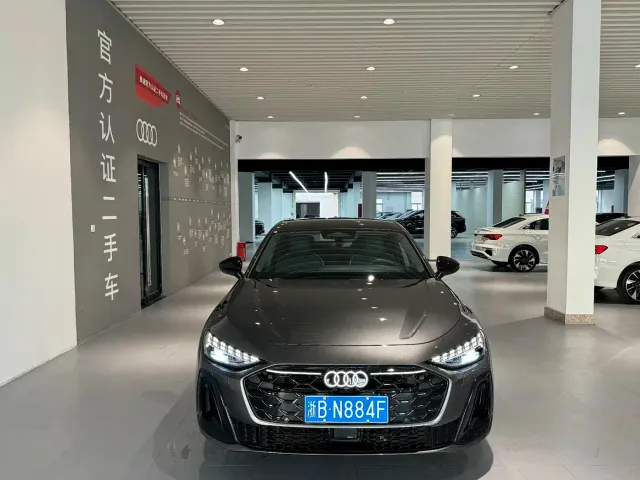 Audi A5L — Фото автомобиля 2