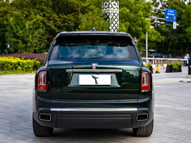 Rolls-Royce Cullinan — Фото автомобиля 8