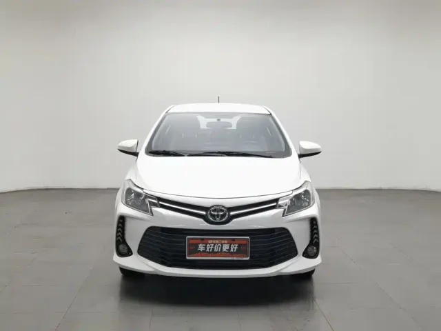 Toyota Vios — Фото автомобиля 3