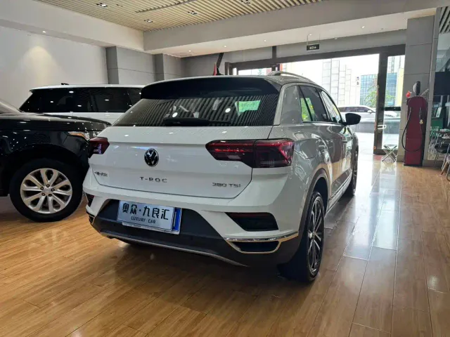 Volkswagen T-Roc — Фото автомобиля 14