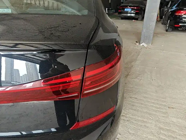Volkswagen Passat — Фото автомобиля 7