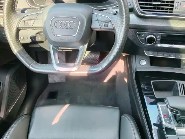 Audi Q5L — Фото автомобиля 12