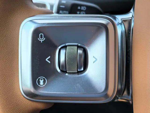 iCAR V27 — Фото автомобиля 20
