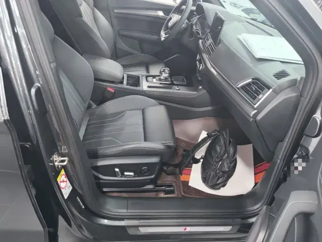 Audi Q5L — Фото автомобиля 10