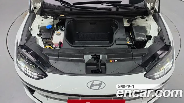 Hyundai Ioniq 6 — Фото автомобиля 9