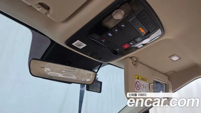 Kia Canival Carnival 4 поколение Бензин 9 мест Prestige — Фото автомобиля 17