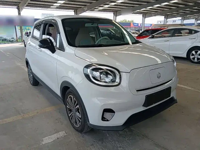 Leapmotor T03 — Фото автомобиля 3