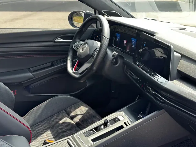 Volkswagen Golf GTI 2021 380TSI DSG GTI — Фото автомобиля 9