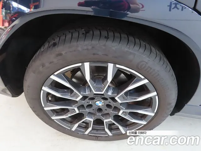 BMW X6 xDrive40i M Sport — Фото автомобиля 20
