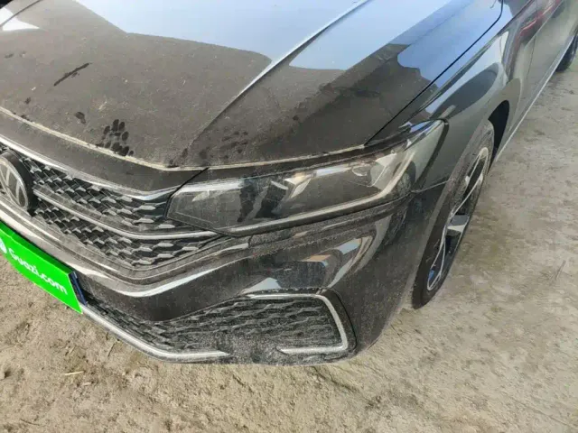 Volkswagen Passat — Фото автомобиля 23