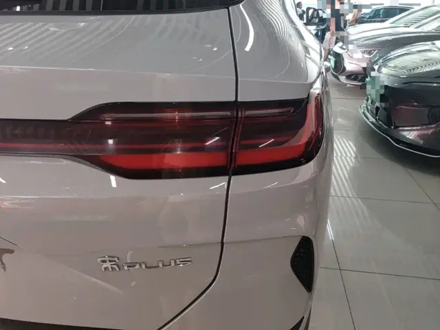 BYD Song PLUS — Фото автомобиля 7