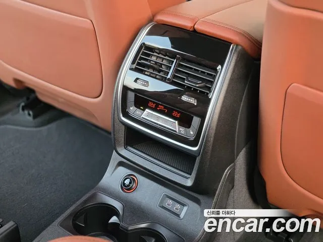 BMW X7 — Фото автомобиля 6