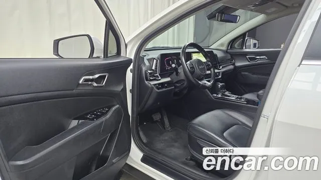 Kia Sportage Sportage 5-е поколение Бензин 1.6 турбо 2WD — Фото автомобиля 10