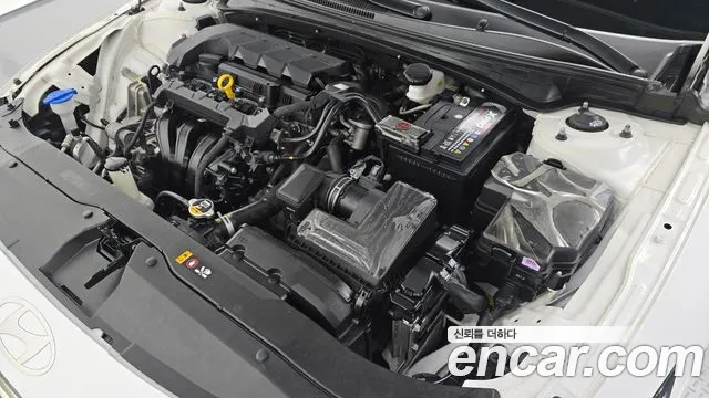 Hyundai Avante — Фото автомобиля 6