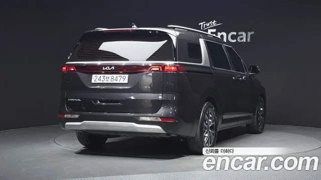 Kia Canival Carnival 4 поколение Дизель 9 мест Prestige — Фото автомобиля 2