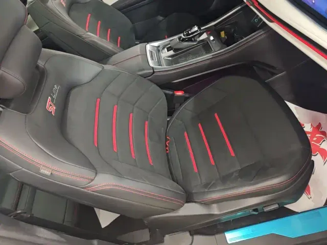 Ford Edge — Фото автомобиля 24