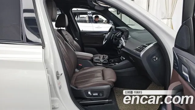 BMW X3 xDrive 20i M Sport Pro — Фото автомобиля 11