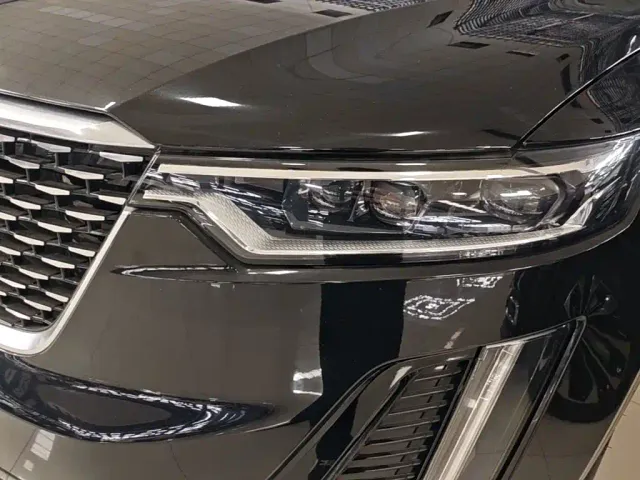 Cadillac XT6 — Фото автомобиля 23