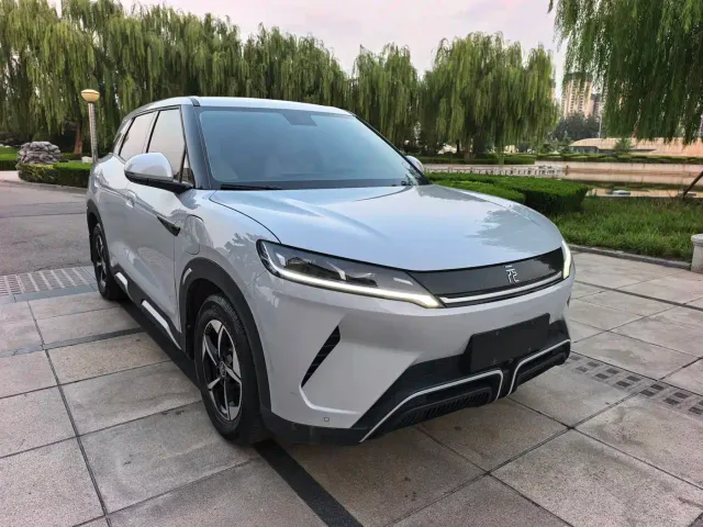 BYD Yuan UP — Фото автомобиля 2