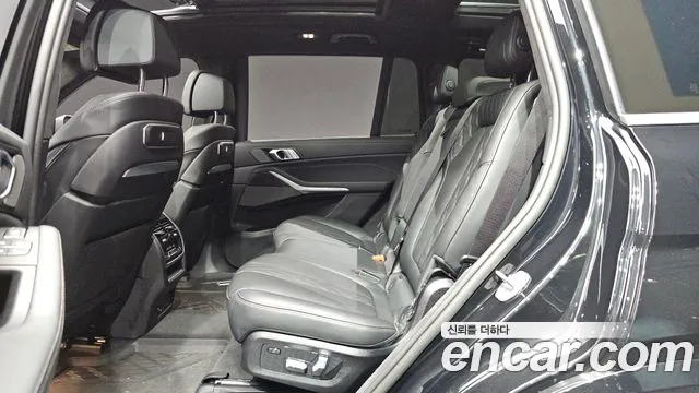 BMW X7 — Фото автомобиля 21