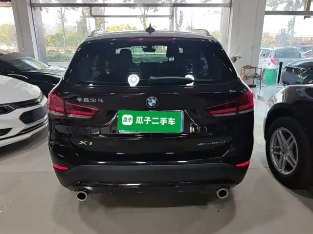BMW X1 — Фото автомобиля 5