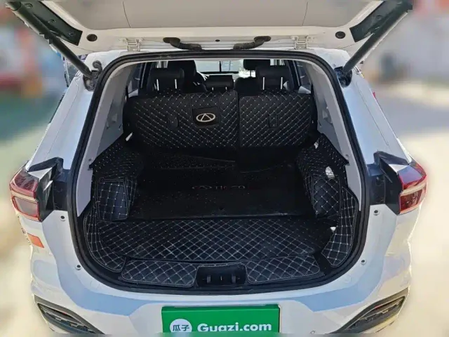 Chery Tiggo 8 — Фото автомобиля 15