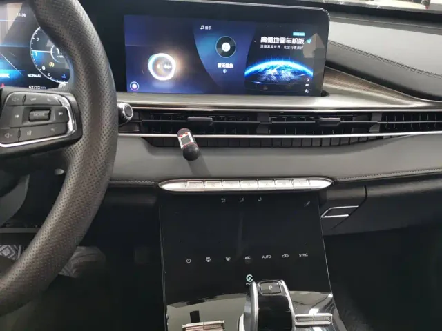 Chery Tiggo 8 PLUS — Фото автомобиля 12