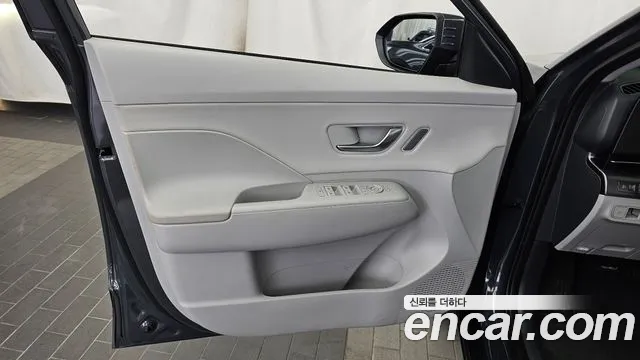 Hyundai Kona SX2 — Фото автомобиля 13