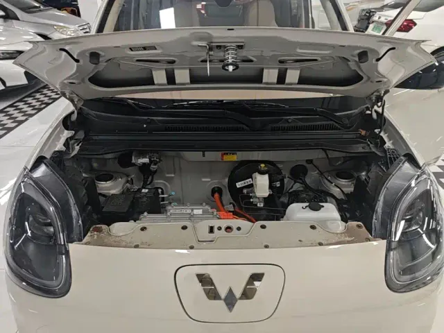 Wuling Hongguang Mini EV — Фото автомобиля 19