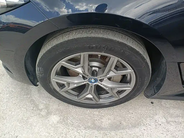 BMW i3 — Фото автомобиля 22